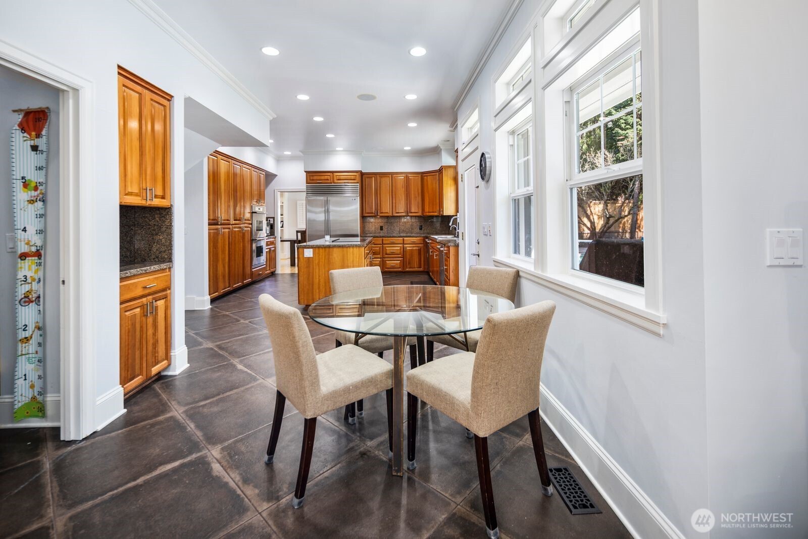 6030 Ann Arbor Avenue NE, Seattle, WA 98115