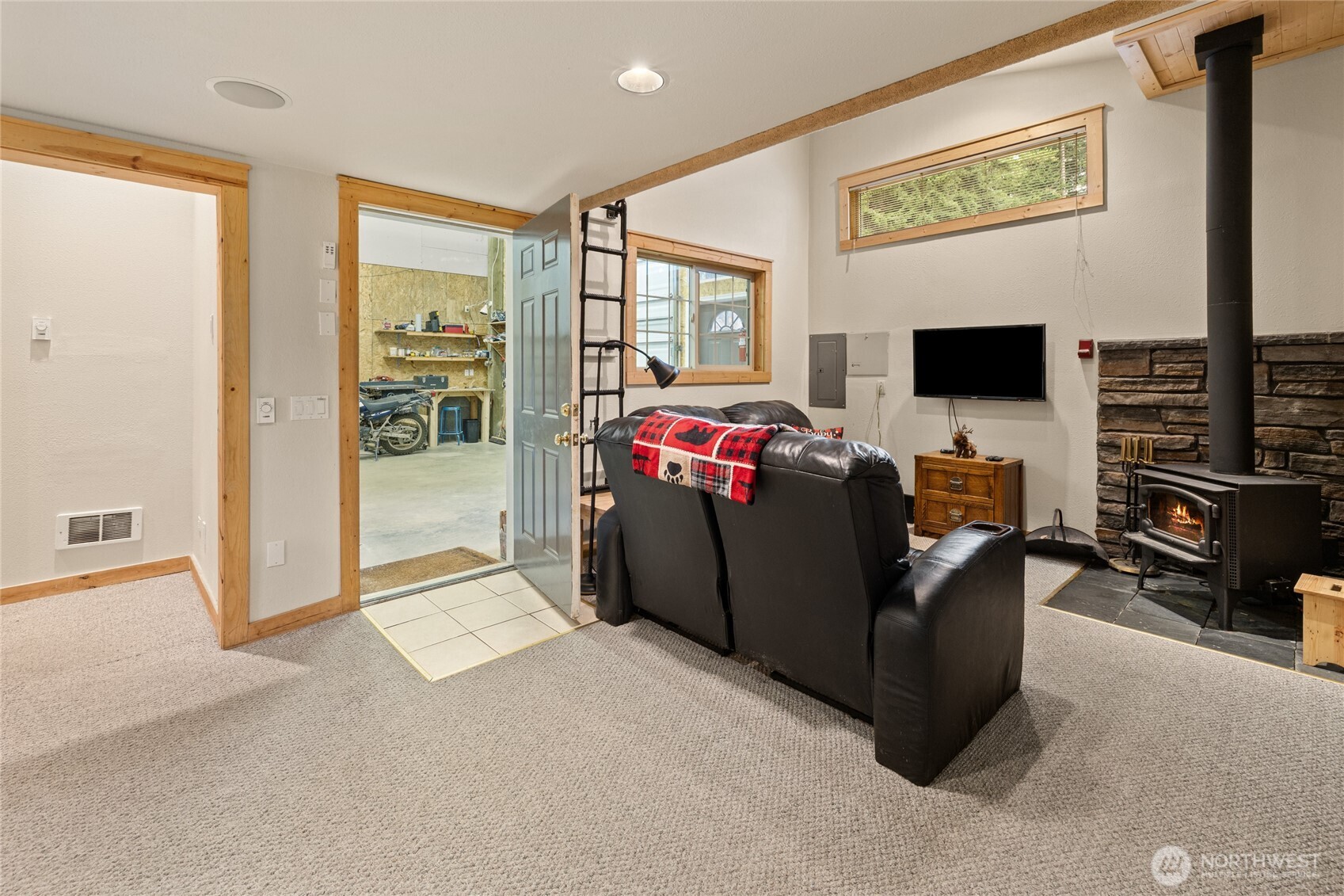 371 Eastgate Road , Cle Elum, WA 98922