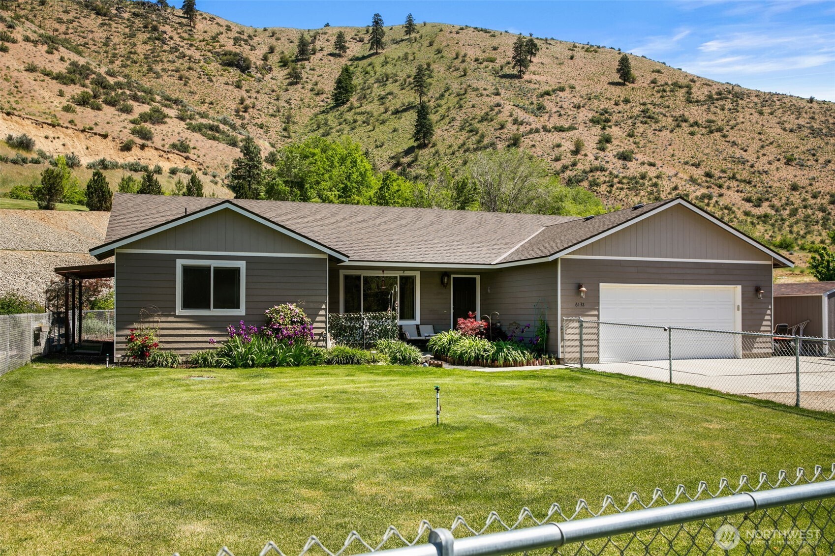 6132 Entiat River Road , Entiat, WA 98822