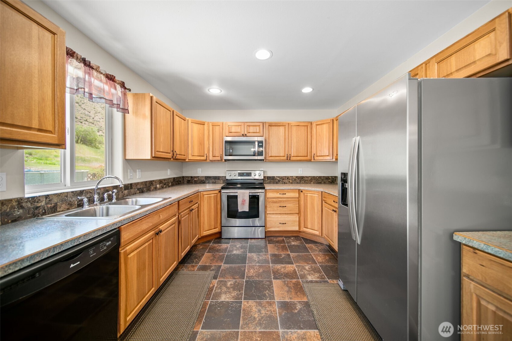 6132 Entiat River Road , Entiat, WA 98822