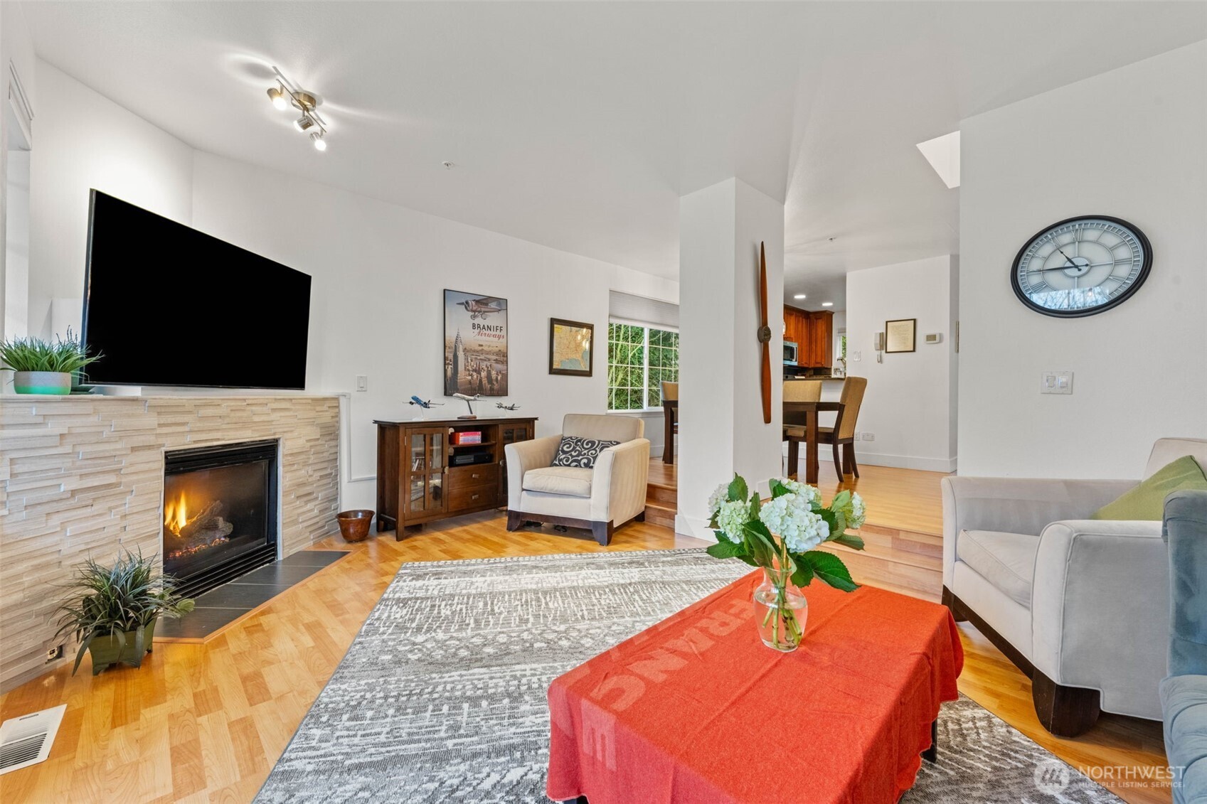 14714 53rd Avenue W #104, Edmonds, WA 98026