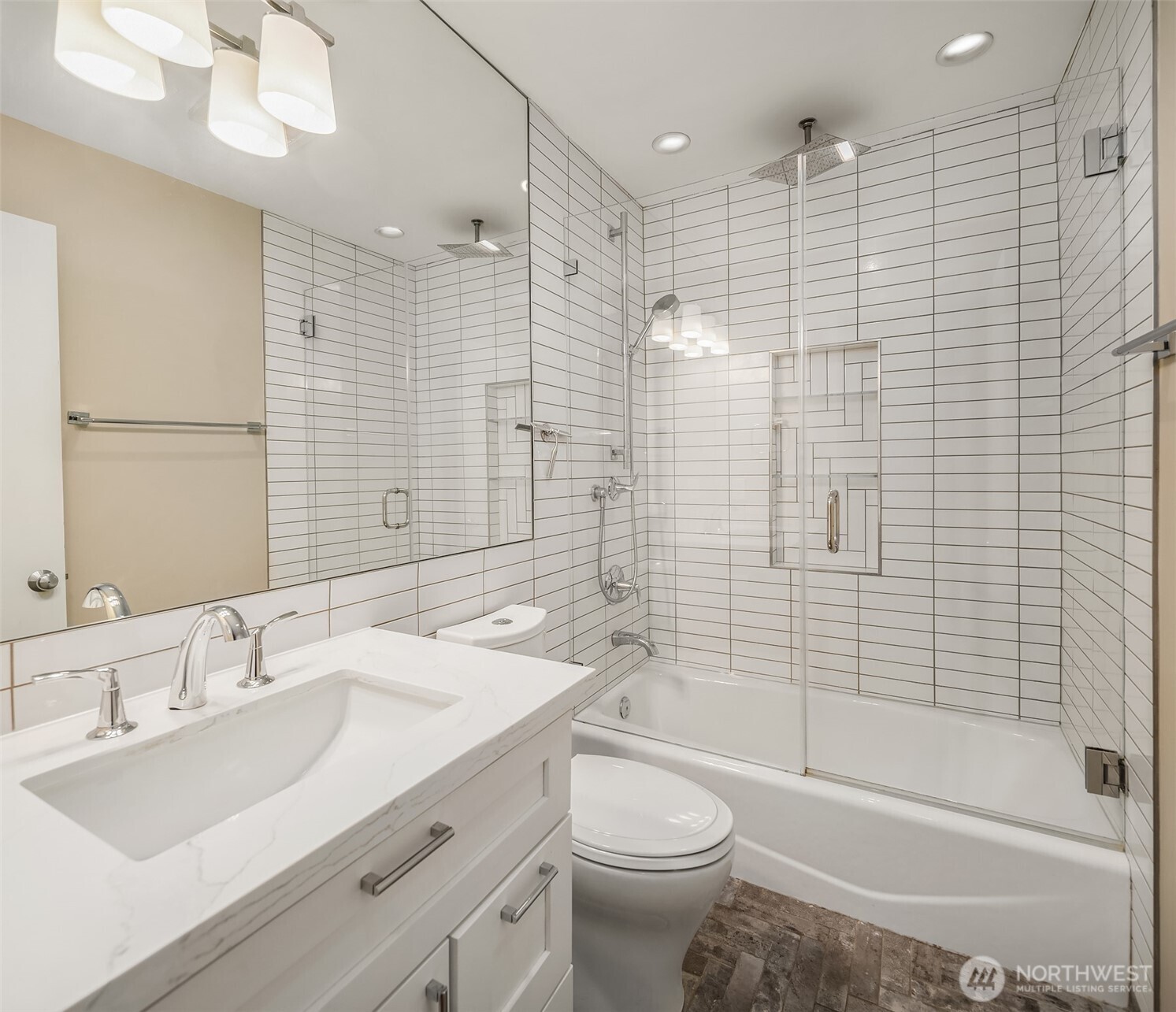 330 W Olympic Place #407, Seattle, WA 98119