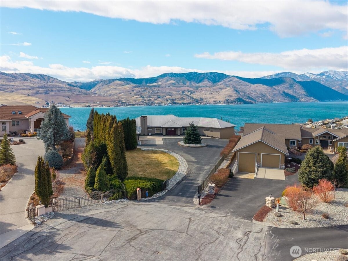 333 Highpoint Place , Chelan, WA 98816