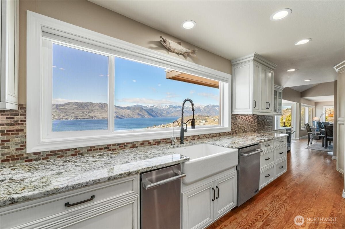 333 Highpoint Place , Chelan, WA 98816