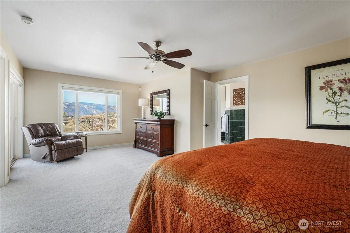 333 Highpoint Place , Chelan, WA 98816