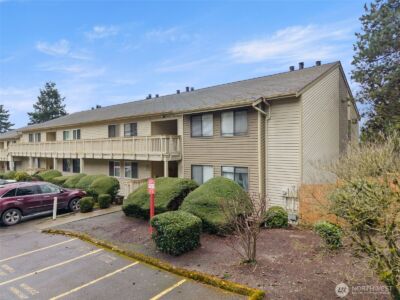 1700 W Sunn Fjord Lane #L-110, Bremerton, WA 98312 - Photo 3