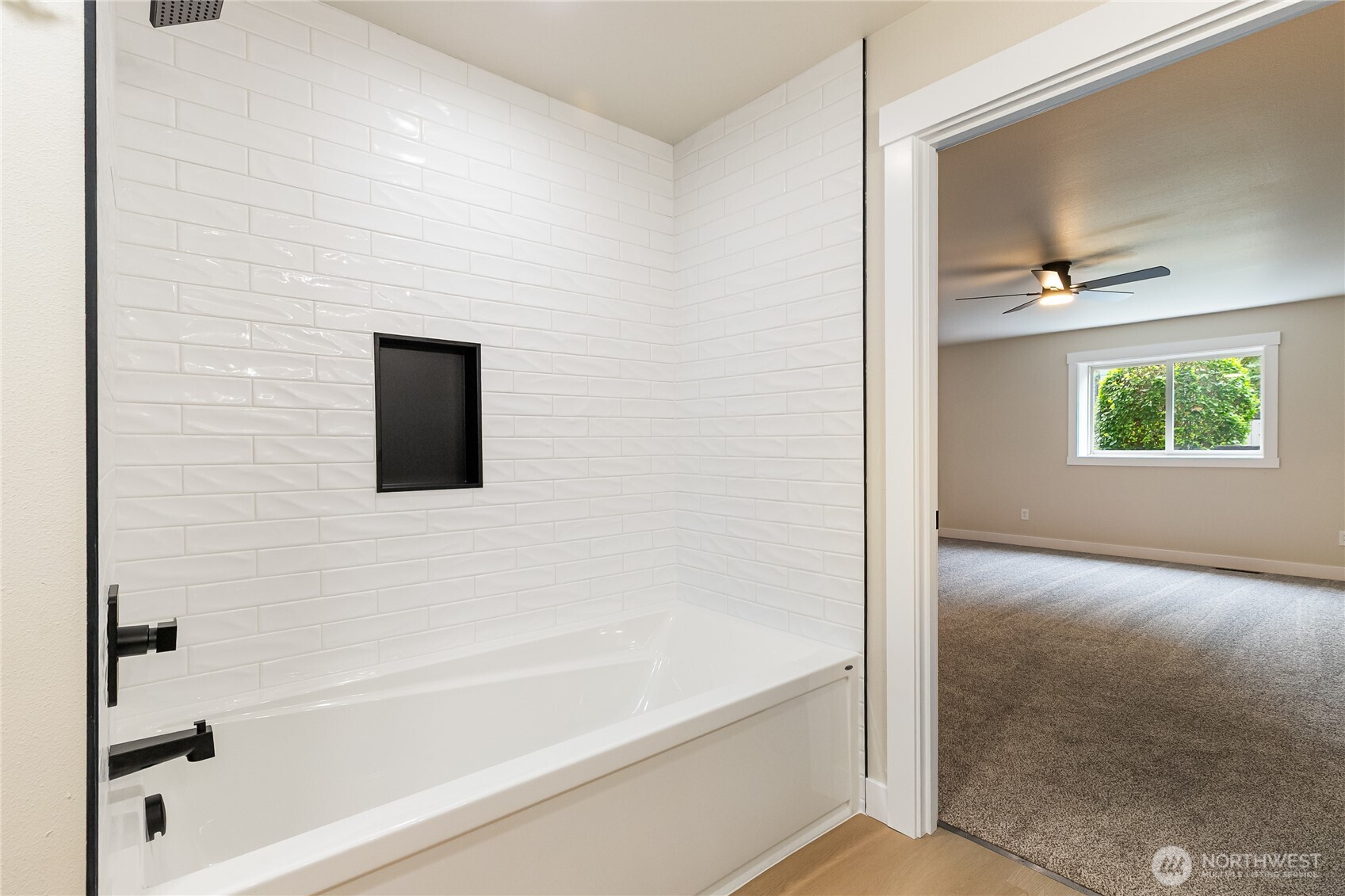 1178 E Grover Street #101, Lynden, WA 98264