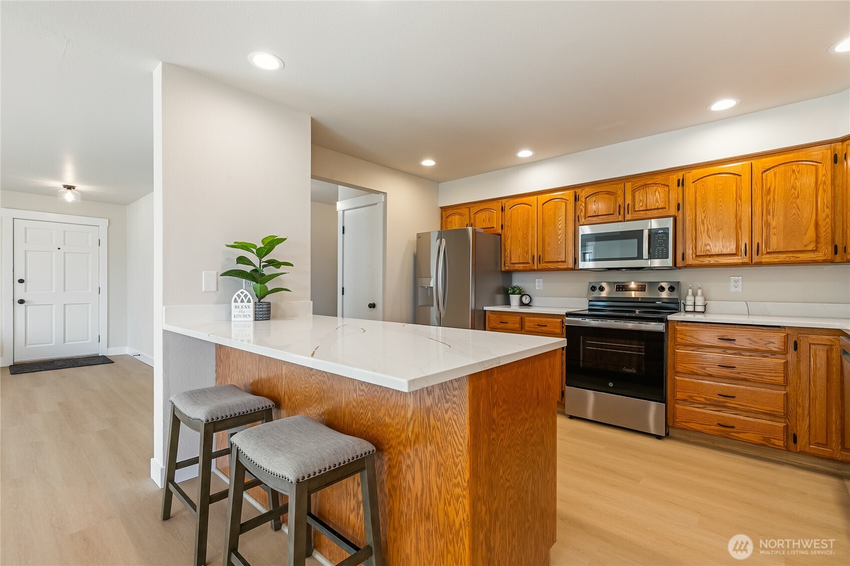 1178 E Grover Street #101, Lynden, WA 98264