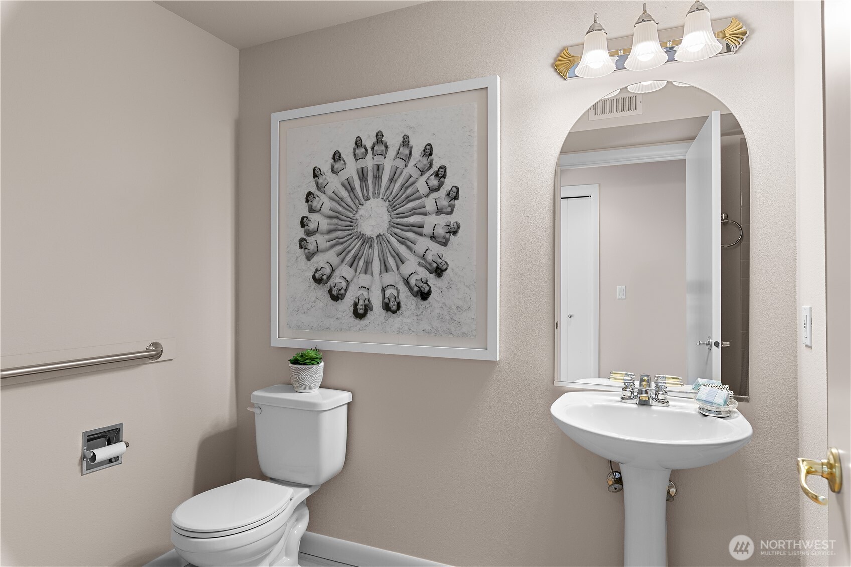 1300 Alki Avenue SW #200, Seattle, WA 98116