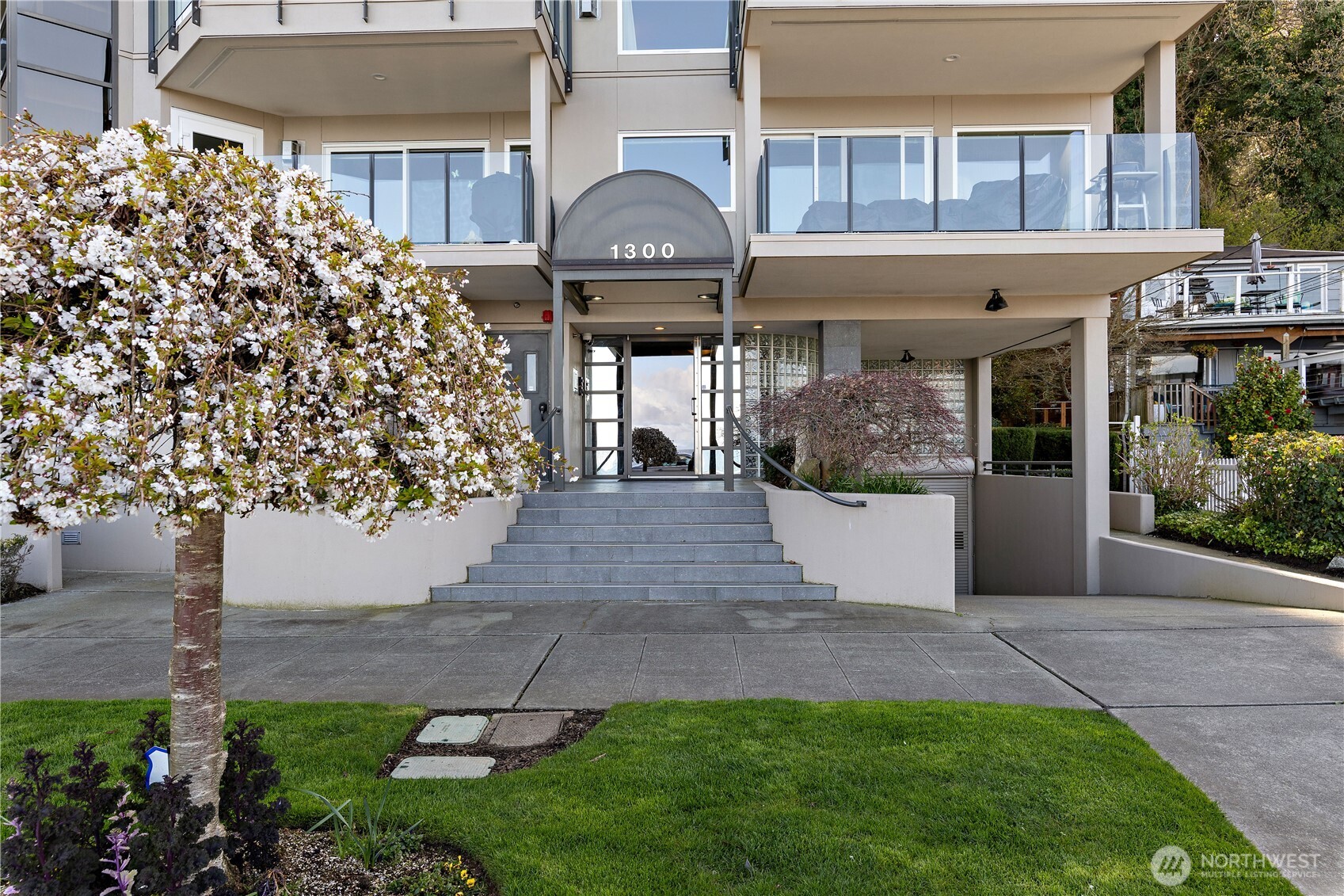 1300 Alki Avenue SW #200, Seattle, WA 98116