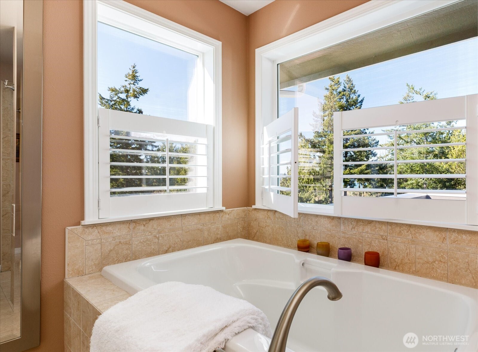 3913 W 12th Street , Anacortes, WA 98221