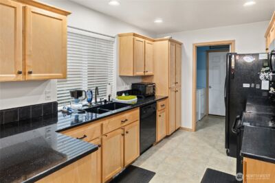 18135 72nd Avenue E, Puyallup, WA 98375-1847 - Photo 12