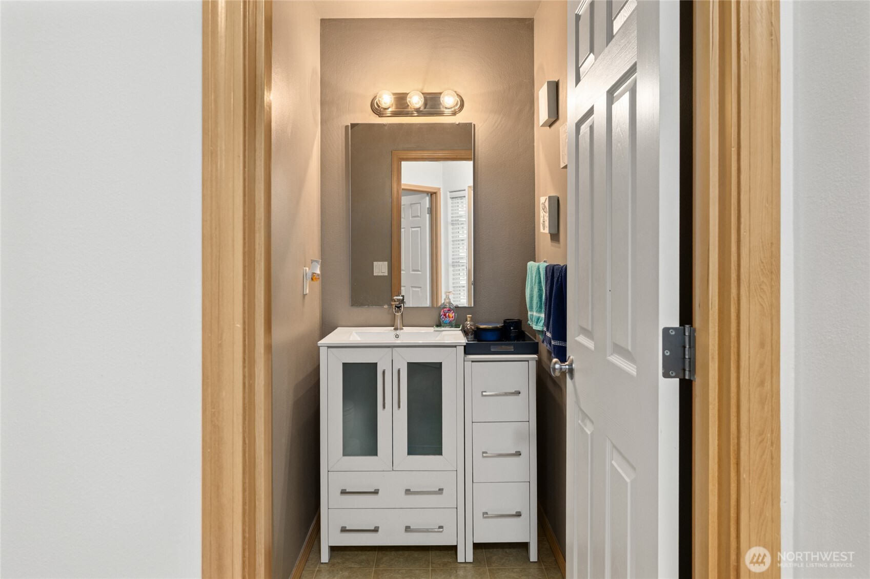 18135 72nd Avenue E, Puyallup, WA 98375-1847