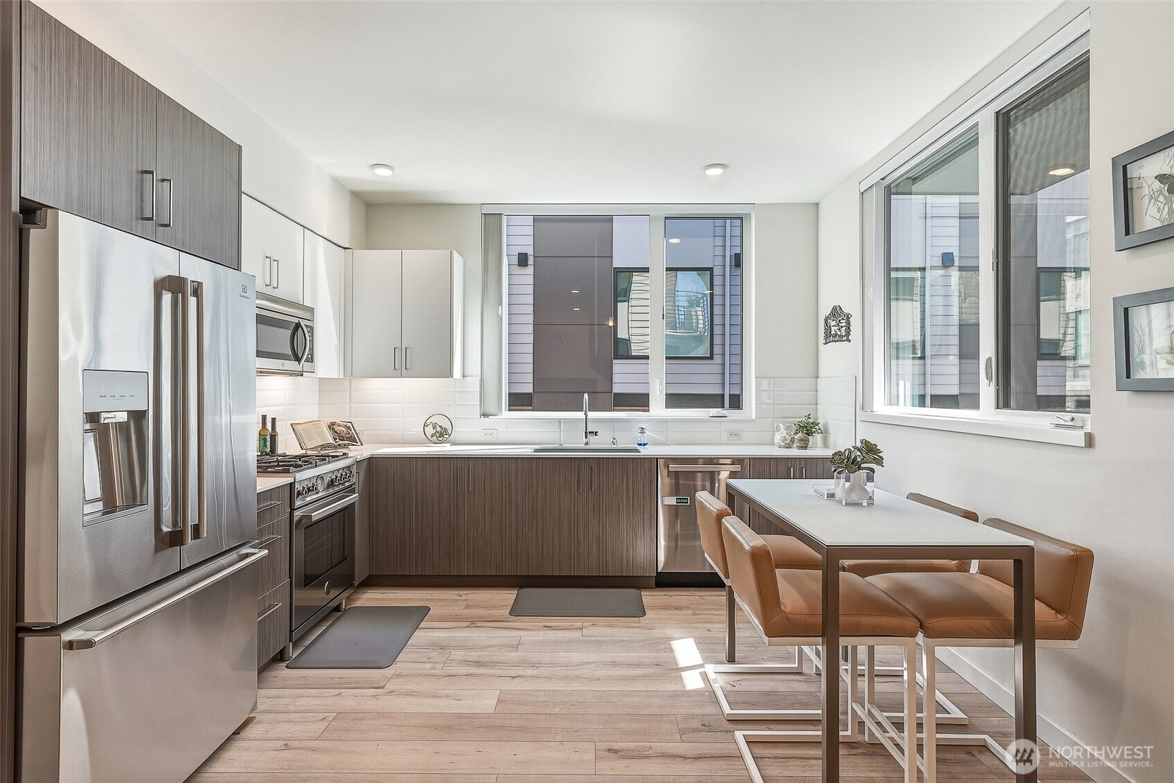 6313 9th Avenue NE #A, Seattle, WA 98115