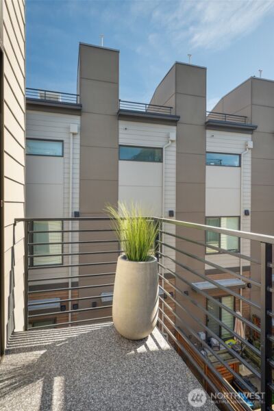 6313 9th Avenue NE #A, Seattle, WA 98115 - Photo 11