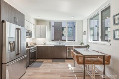 6313 9th Avenue NE #A, Seattle, WA 98115 - Photo 2