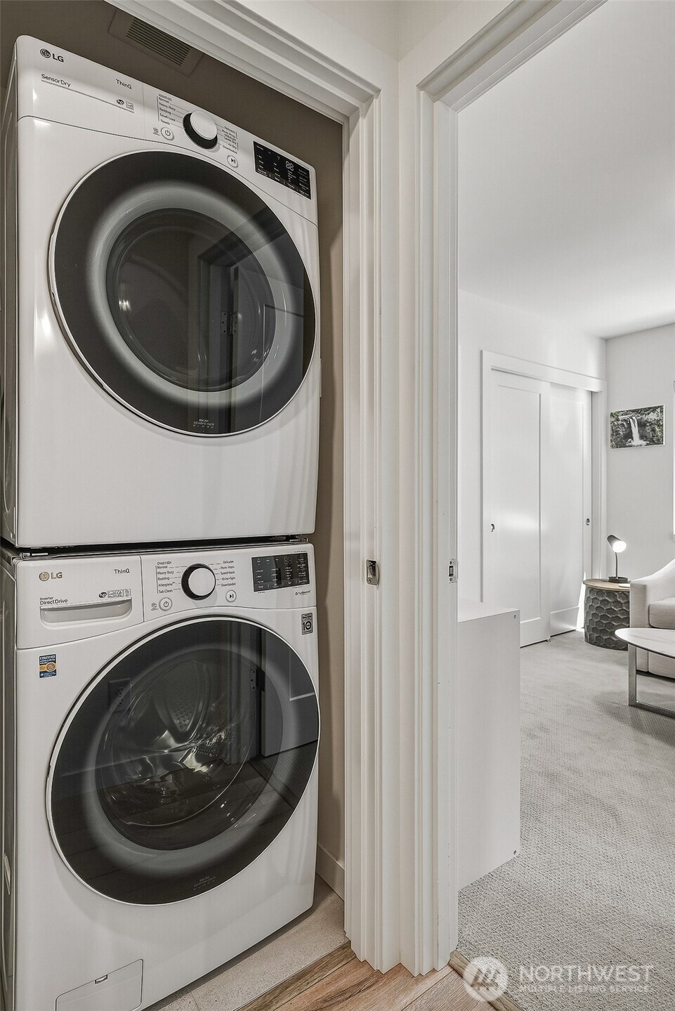 6313 9th Avenue NE #A, Seattle, WA 98115