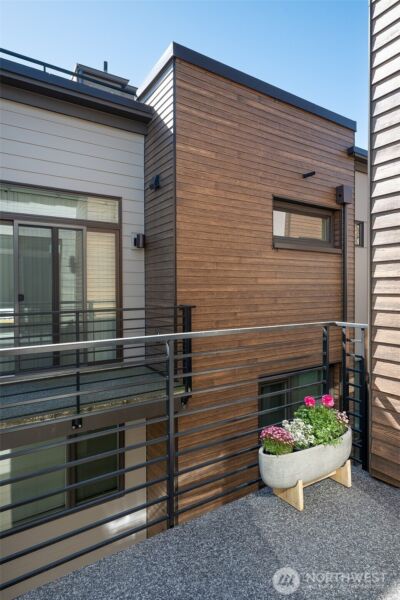 6313 9th Avenue NE #A, Seattle, WA 98115 - Photo 10