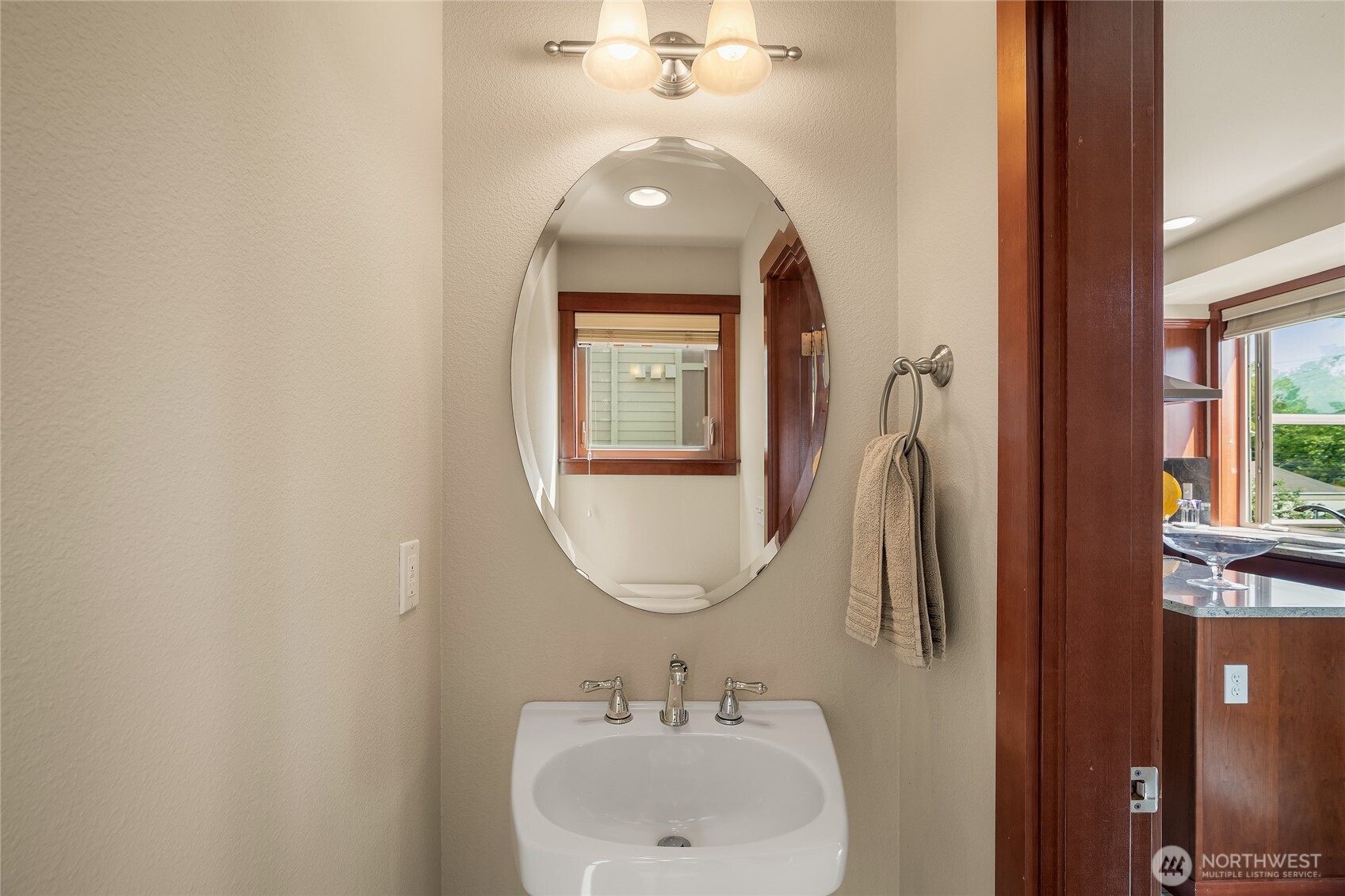 718 Nob Hill Avenue N #A, Seattle, WA 98109