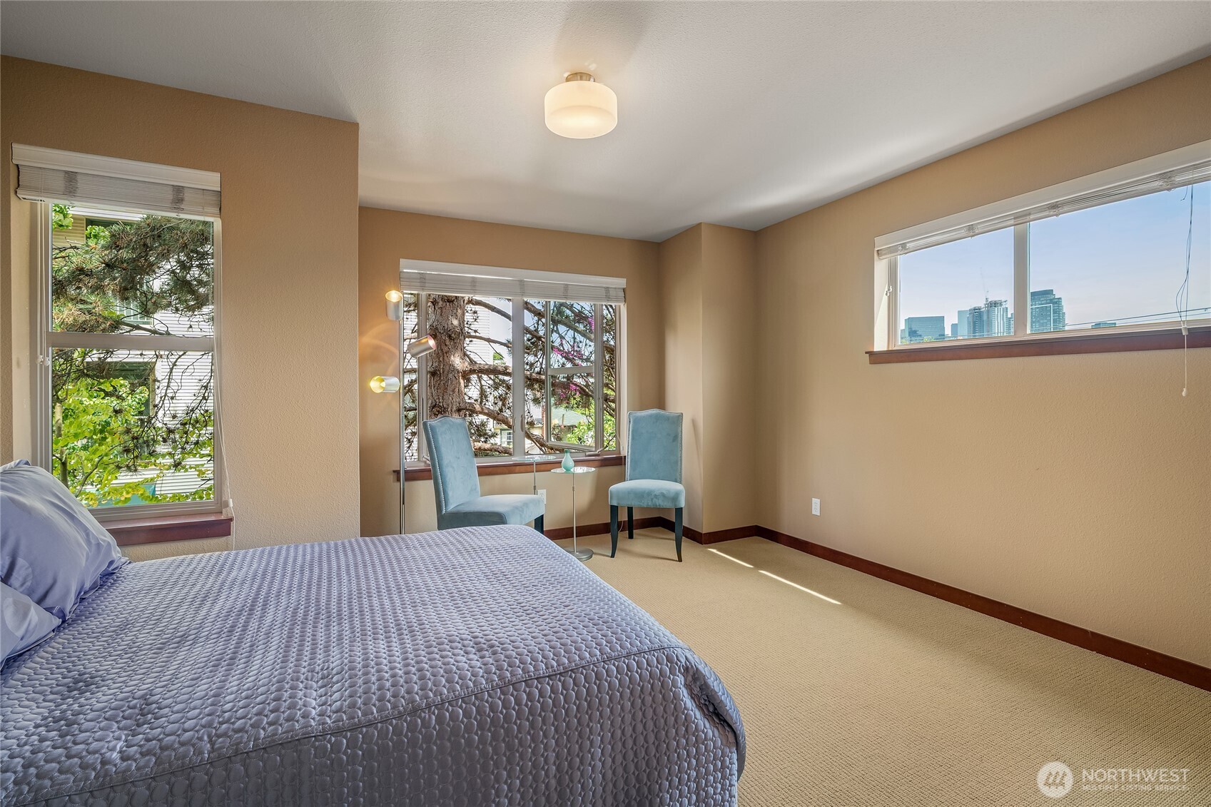 718 Nob Hill Avenue N #A, Seattle, WA 98109