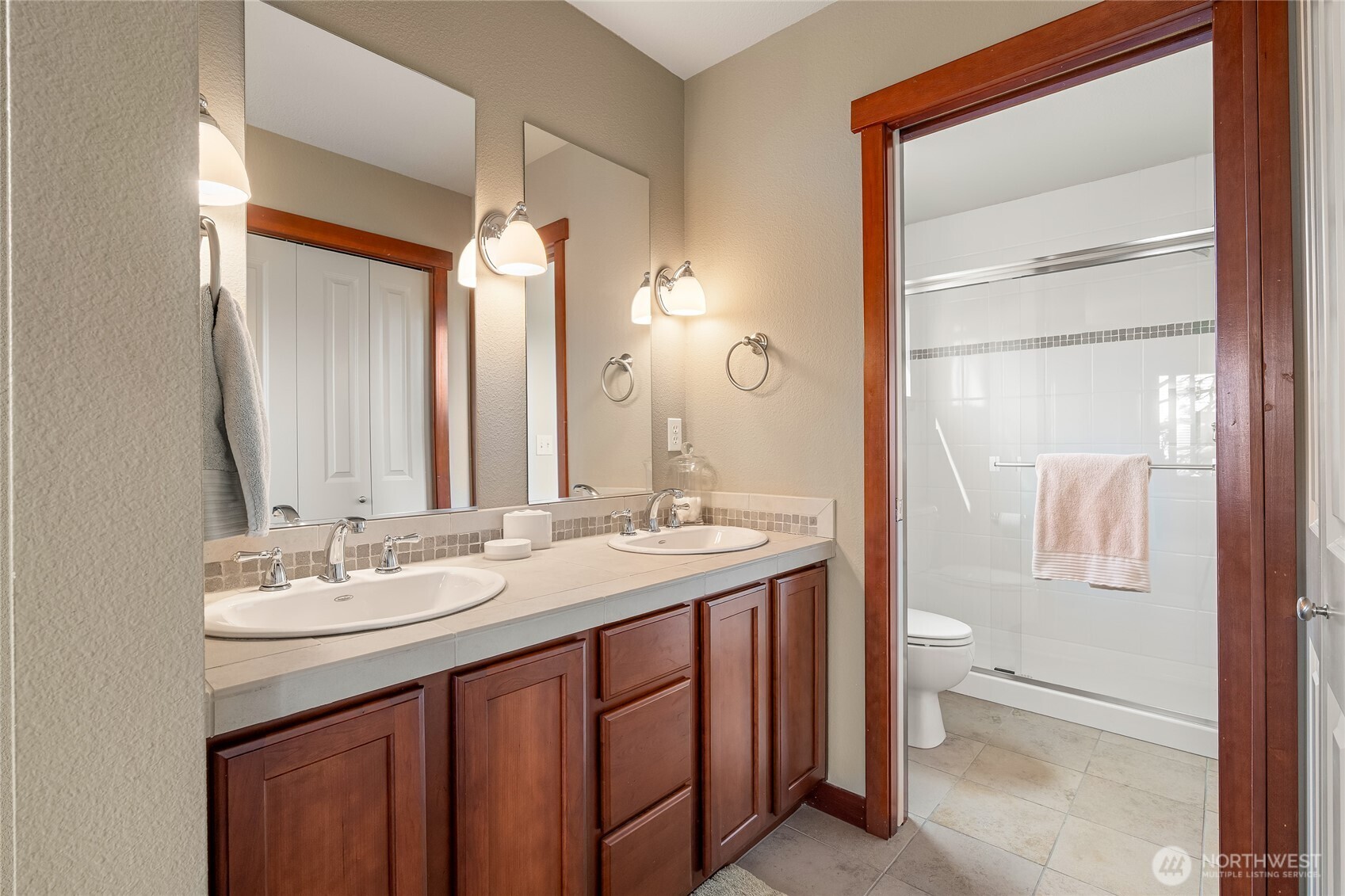 718 Nob Hill Avenue N #A, Seattle, WA 98109