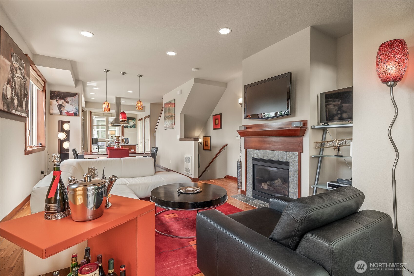 718 Nob Hill Avenue N #A, Seattle, WA 98109