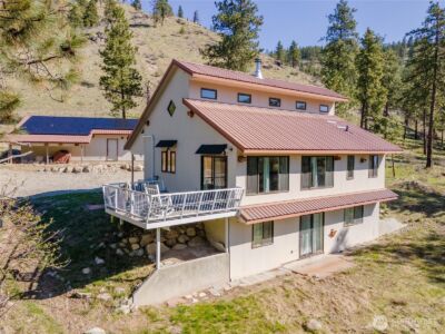 241 Chickadee Mountain Lane , Chelan, WA 98816 - Photo 2