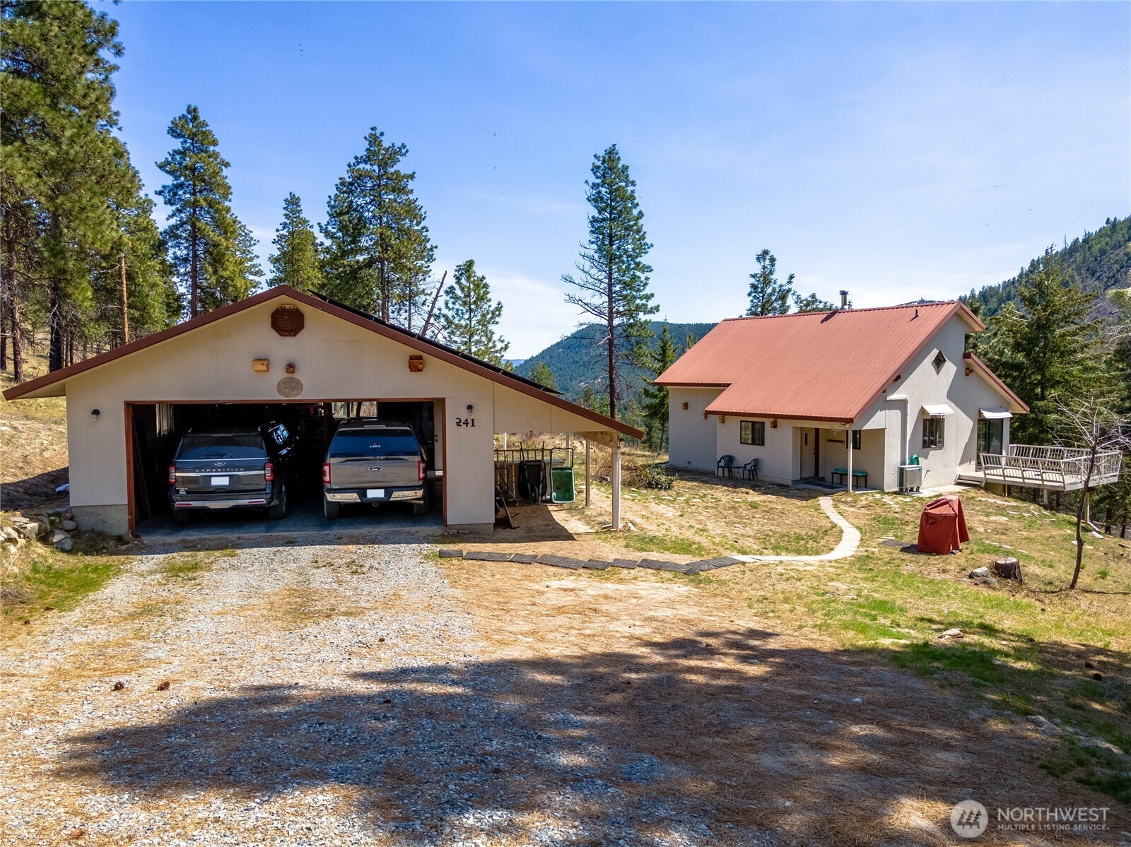 241 Chickadee Mountain Lane , Chelan, WA 98816