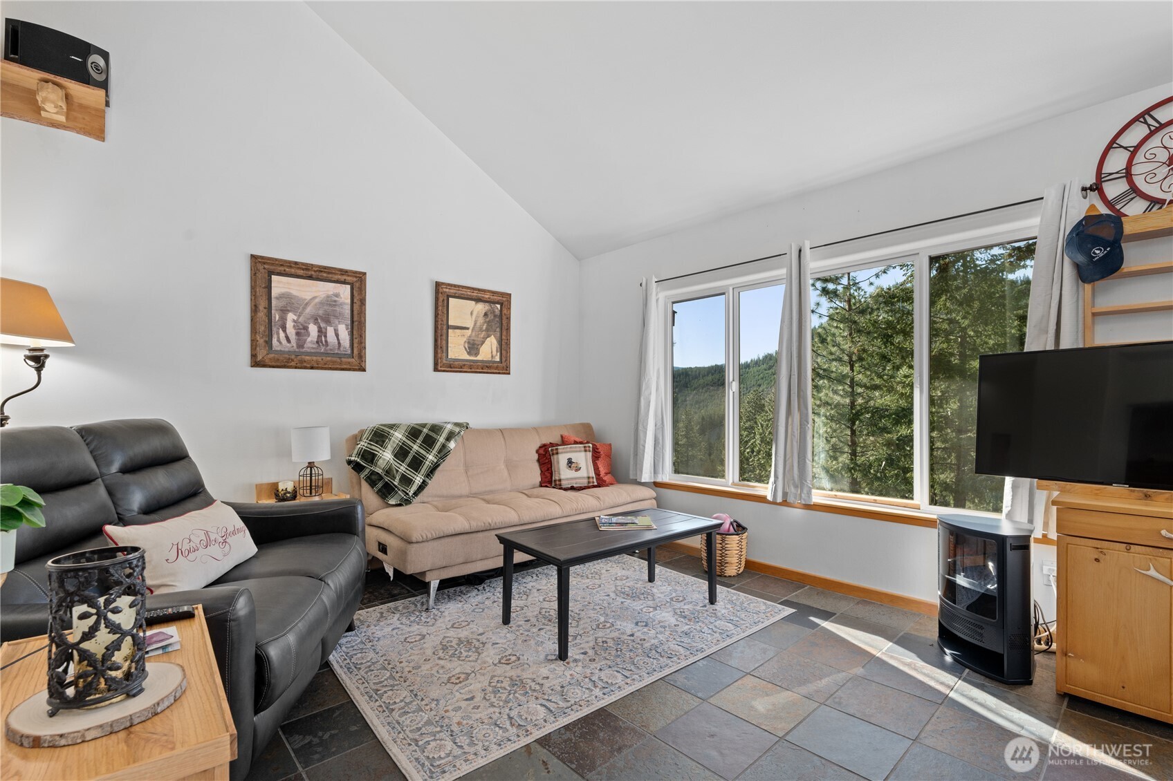 241 Chickadee Mountain Lane , Chelan, WA 98816