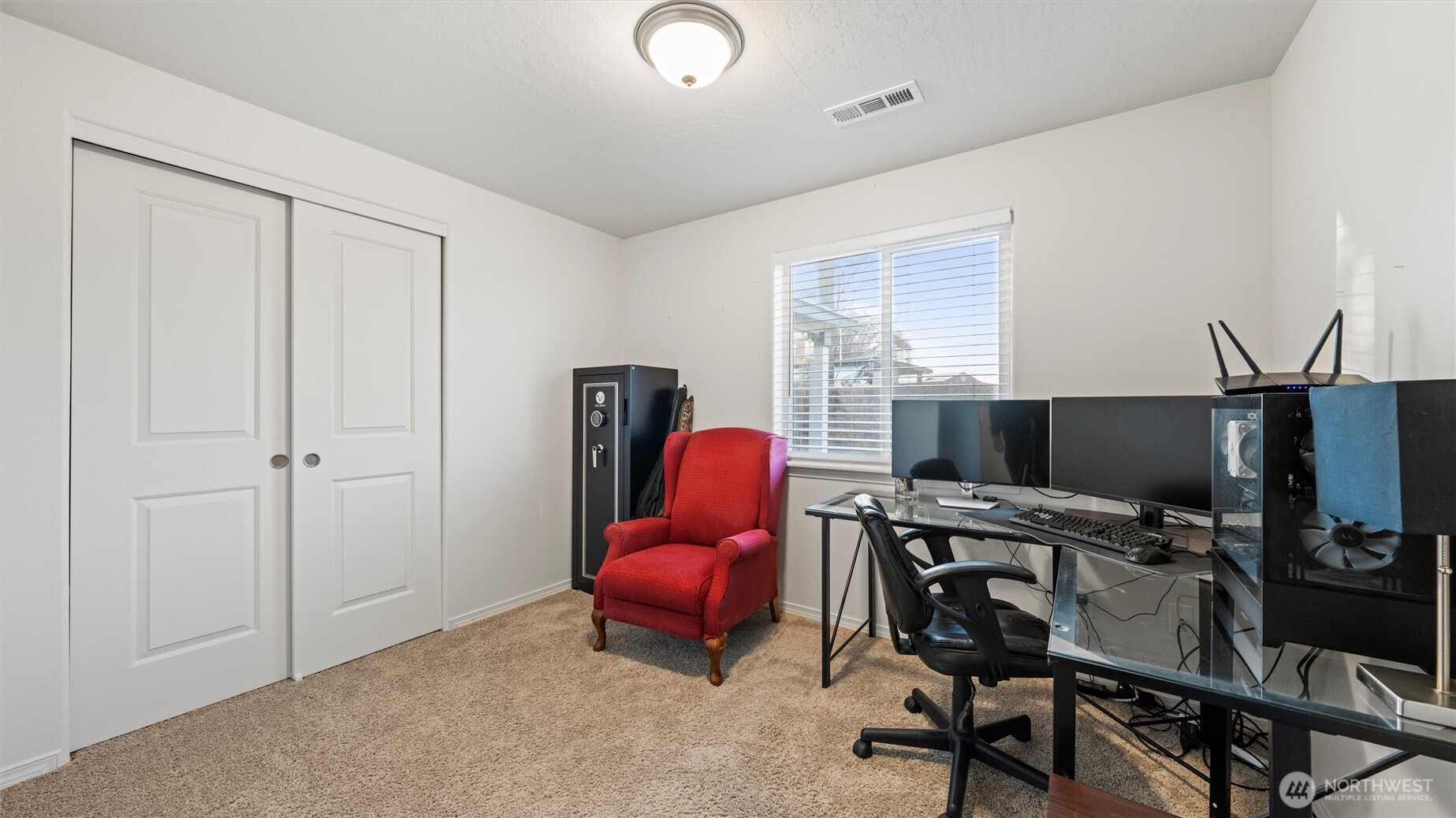 1029 W Sequoia Road , Moses Lake, WA 98837