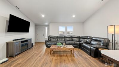 1029 W Sequoia Road , Moses Lake, WA 98837 - Photo 3