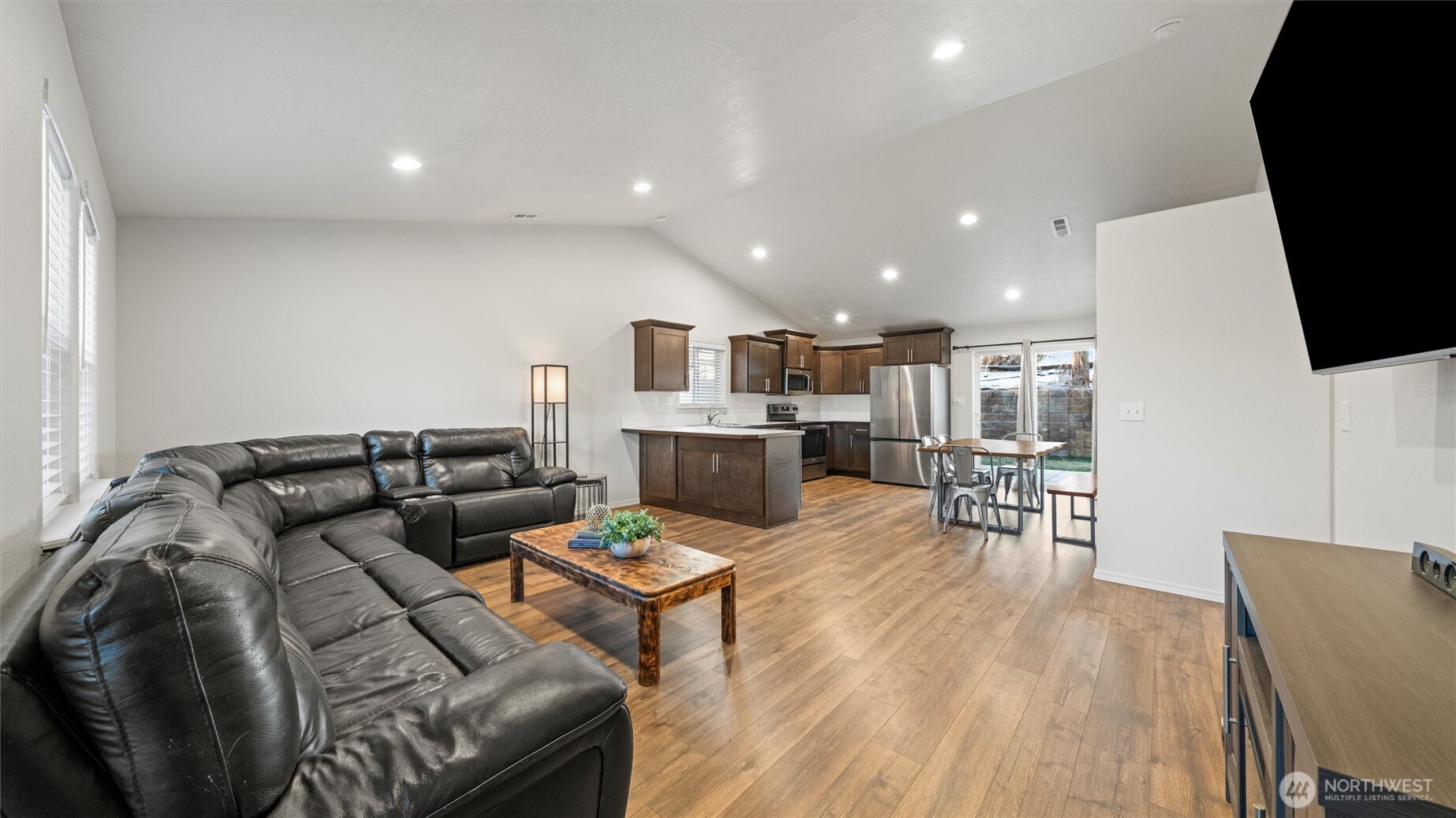 1029 W Sequoia Road , Moses Lake, WA 98837