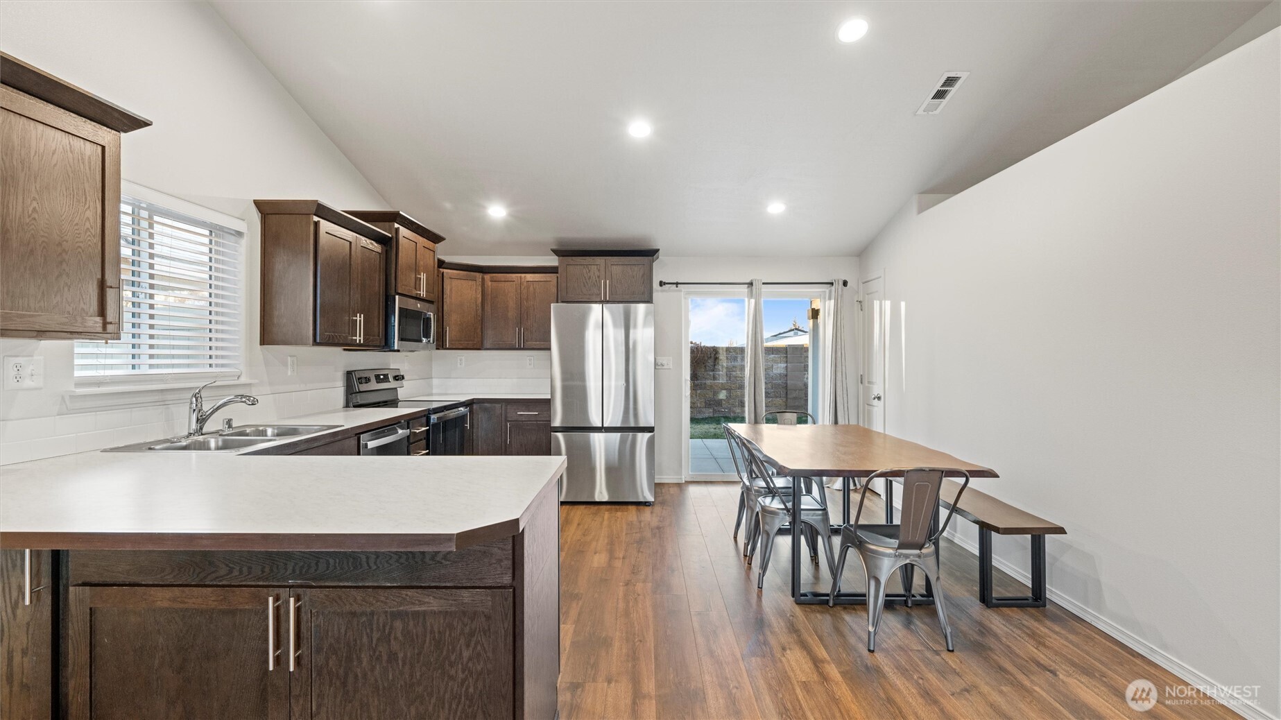 1029 W Sequoia Road , Moses Lake, WA 98837