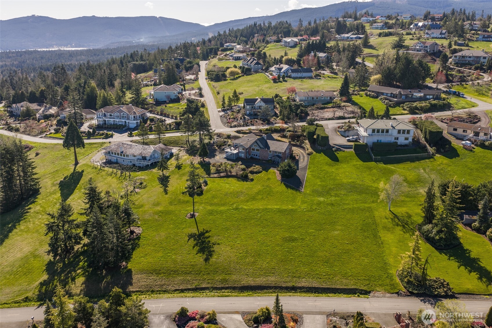 9999 Fawn Lane , Sequim, WA 98382