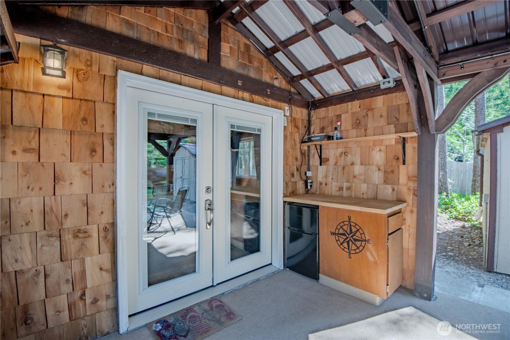 30 N Brook Lane , Hoodsport, WA 98548