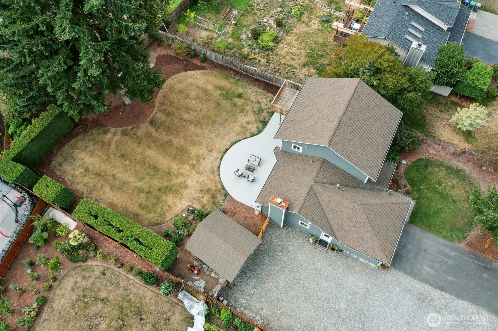 1132 Crawford Rd , Lynnwood, WA 98036-8600