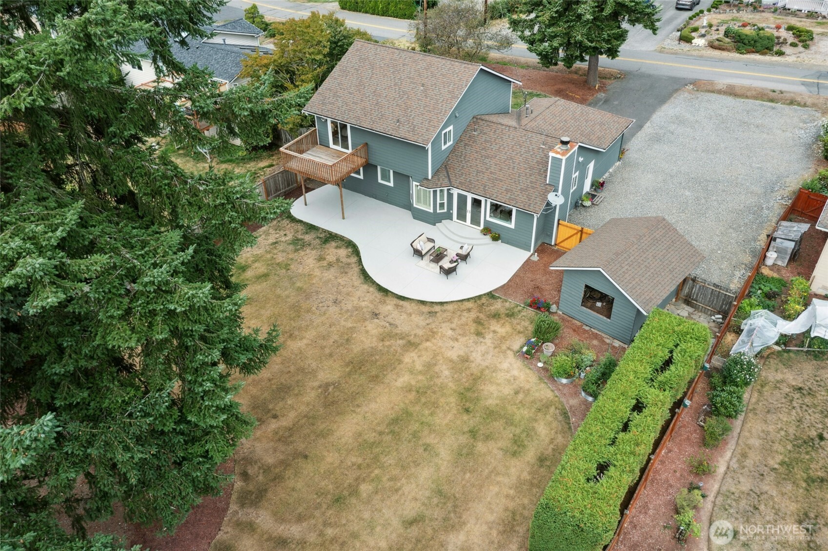 1132 Crawford Rd , Lynnwood, WA 98036-8600