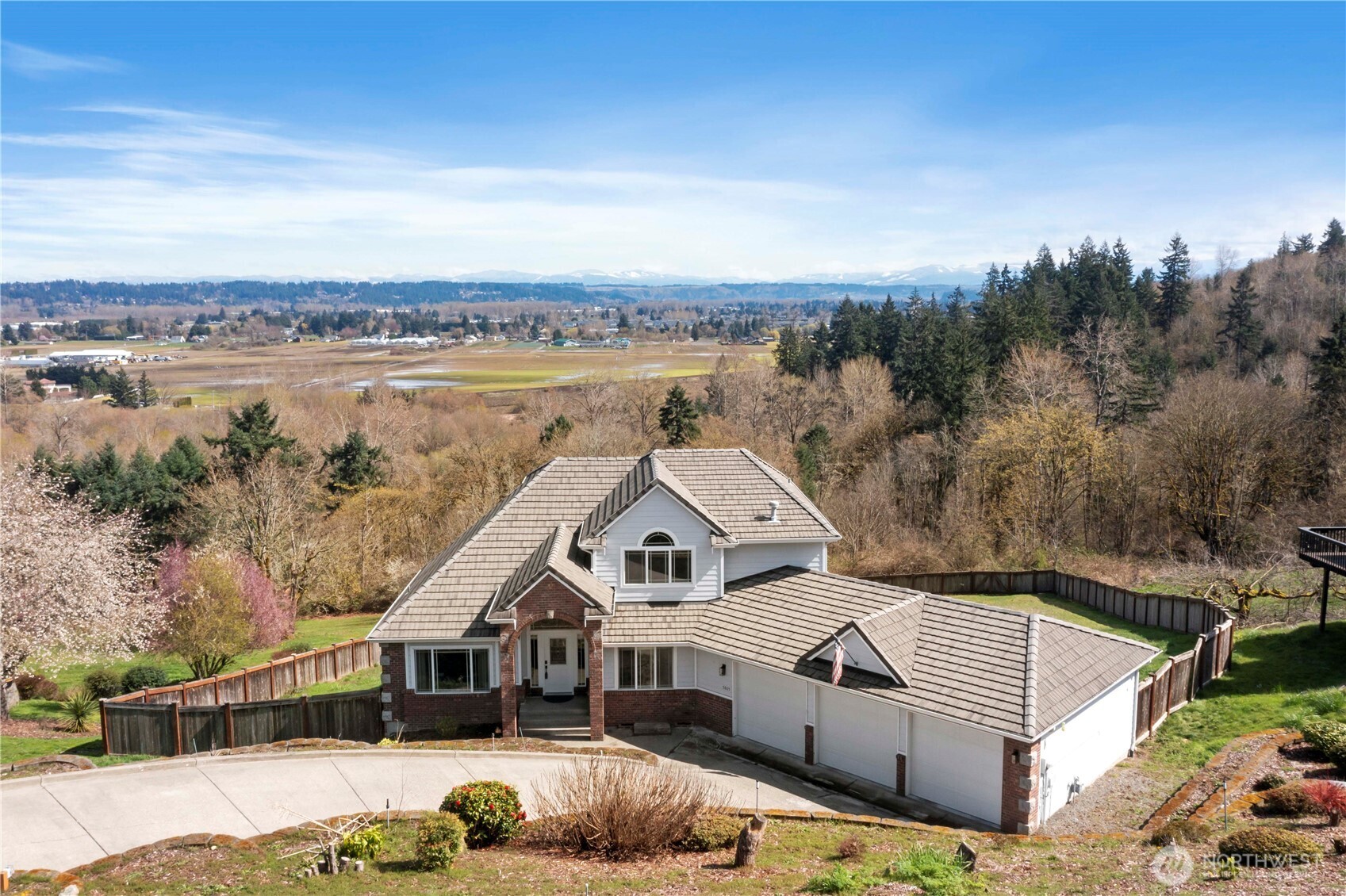 5805 51st Ave CT E , Tacoma, WA 98443