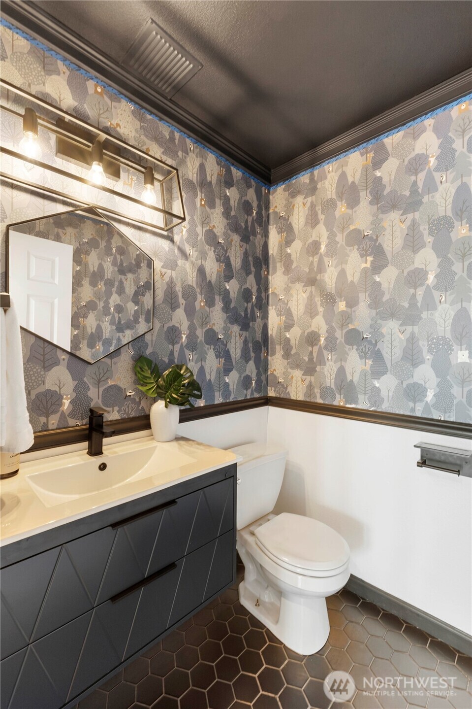 5805 51st Ave CT E , Tacoma, WA 98443