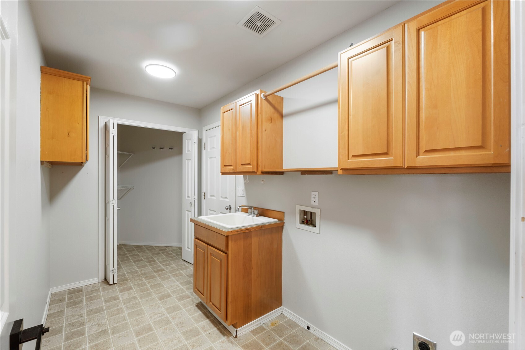 5805 51st Ave CT E , Tacoma, WA 98443