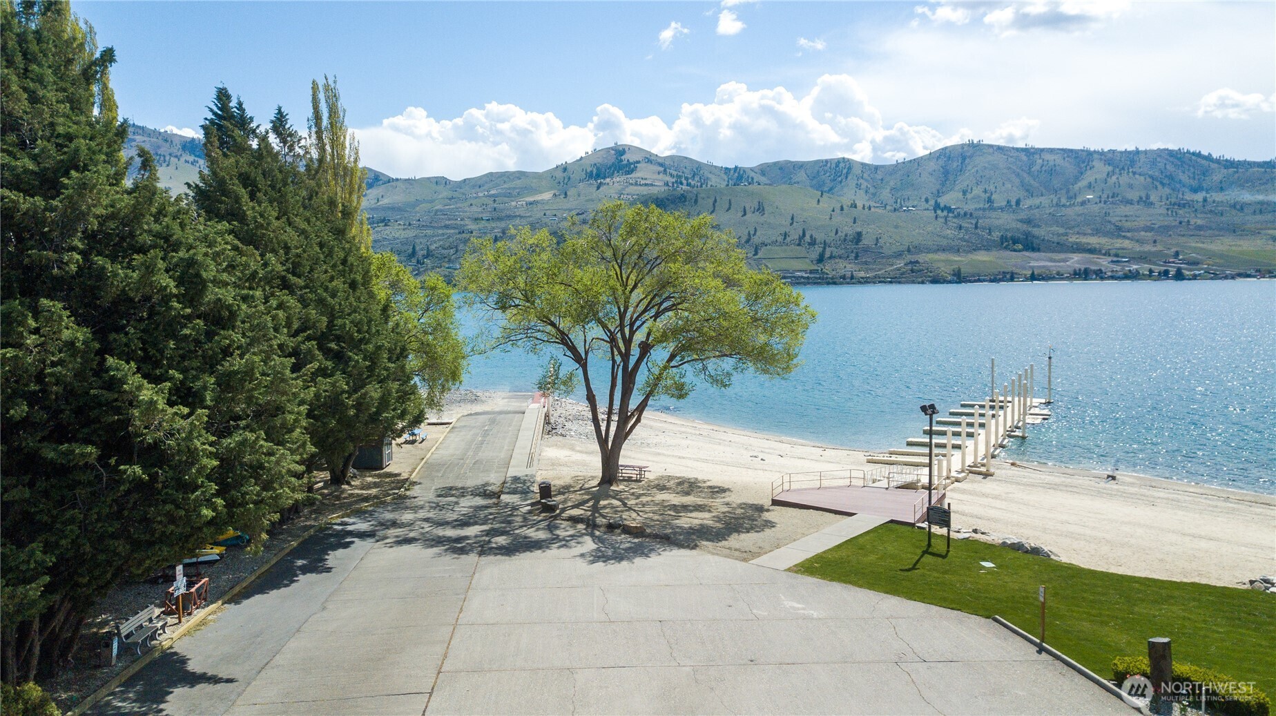 100 Lake Chelan Shores Dr. #3-8, Chelan, WA 98816