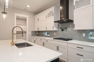 13030 75TH Place S, Seattle, WA 98178 - Photo 2