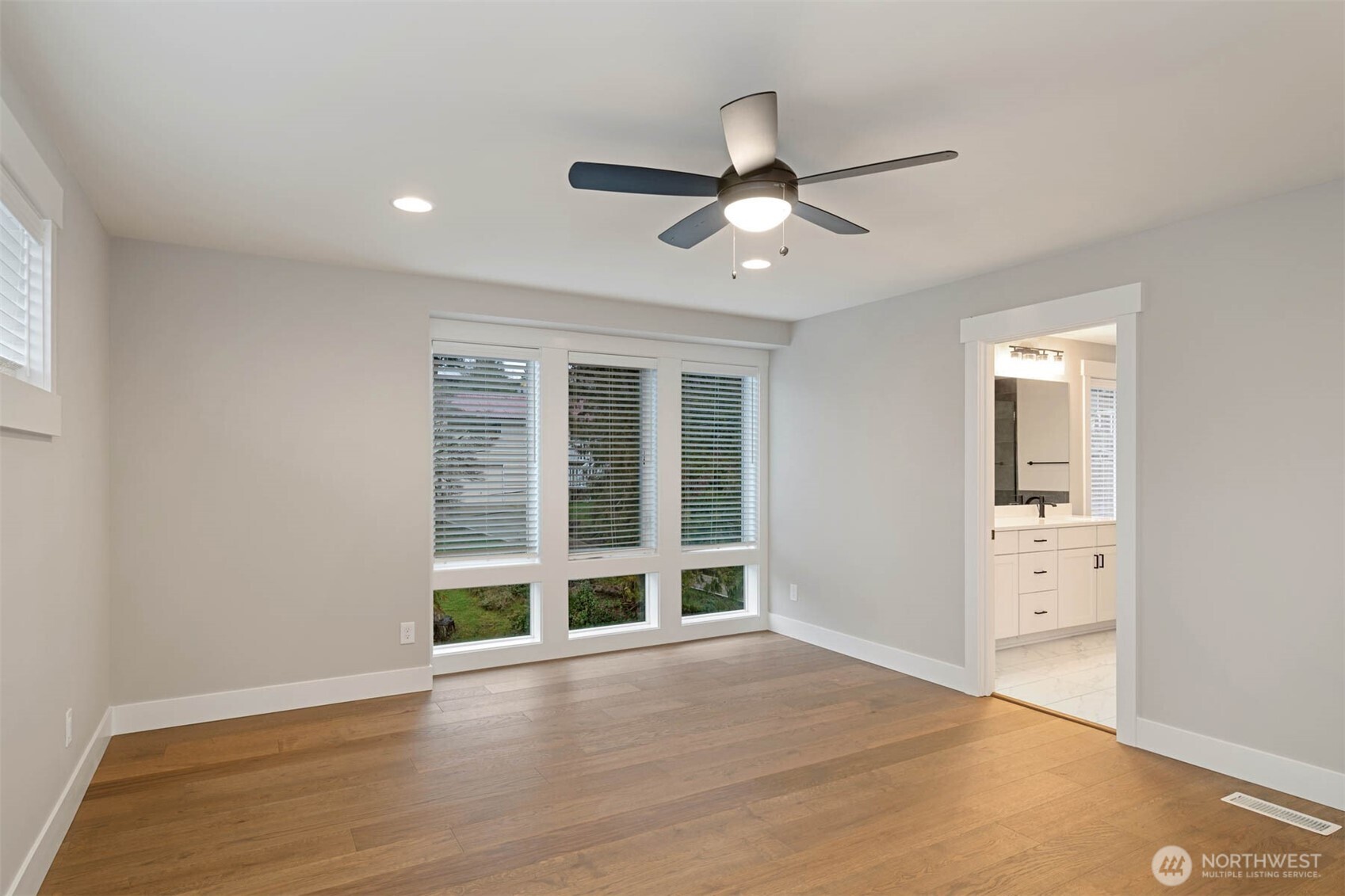 13030 75TH Place S, Seattle, WA 98178