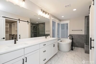 13030 75TH Place S, Seattle, WA 98178 - Photo 10