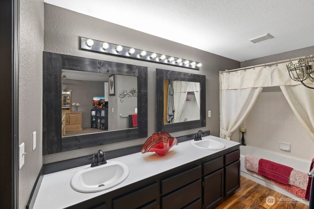 36114 23rd Place S, Federal Way, WA 98003