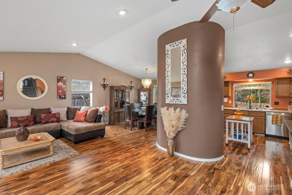 36114 23rd Place S, Federal Way, WA 98003