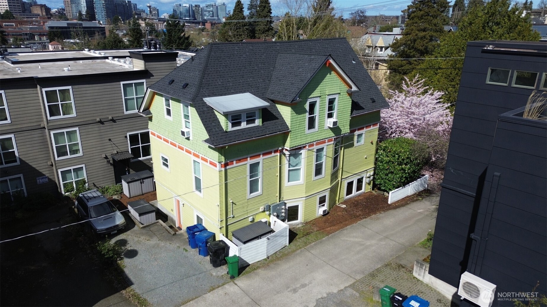1609 E Columbia Street , Seattle, WA 98122