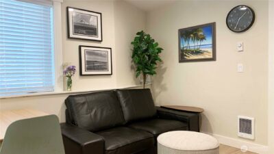 1609 E Columbia Street , Seattle, WA 98122 - Photo 9