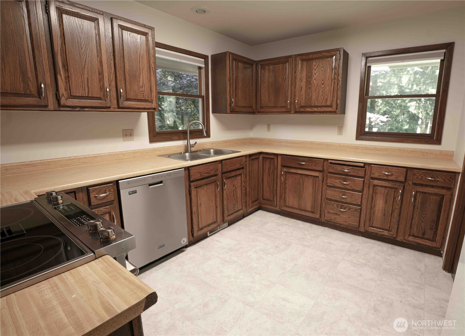 293154 Highway 101 , Quilcene, WA 98376