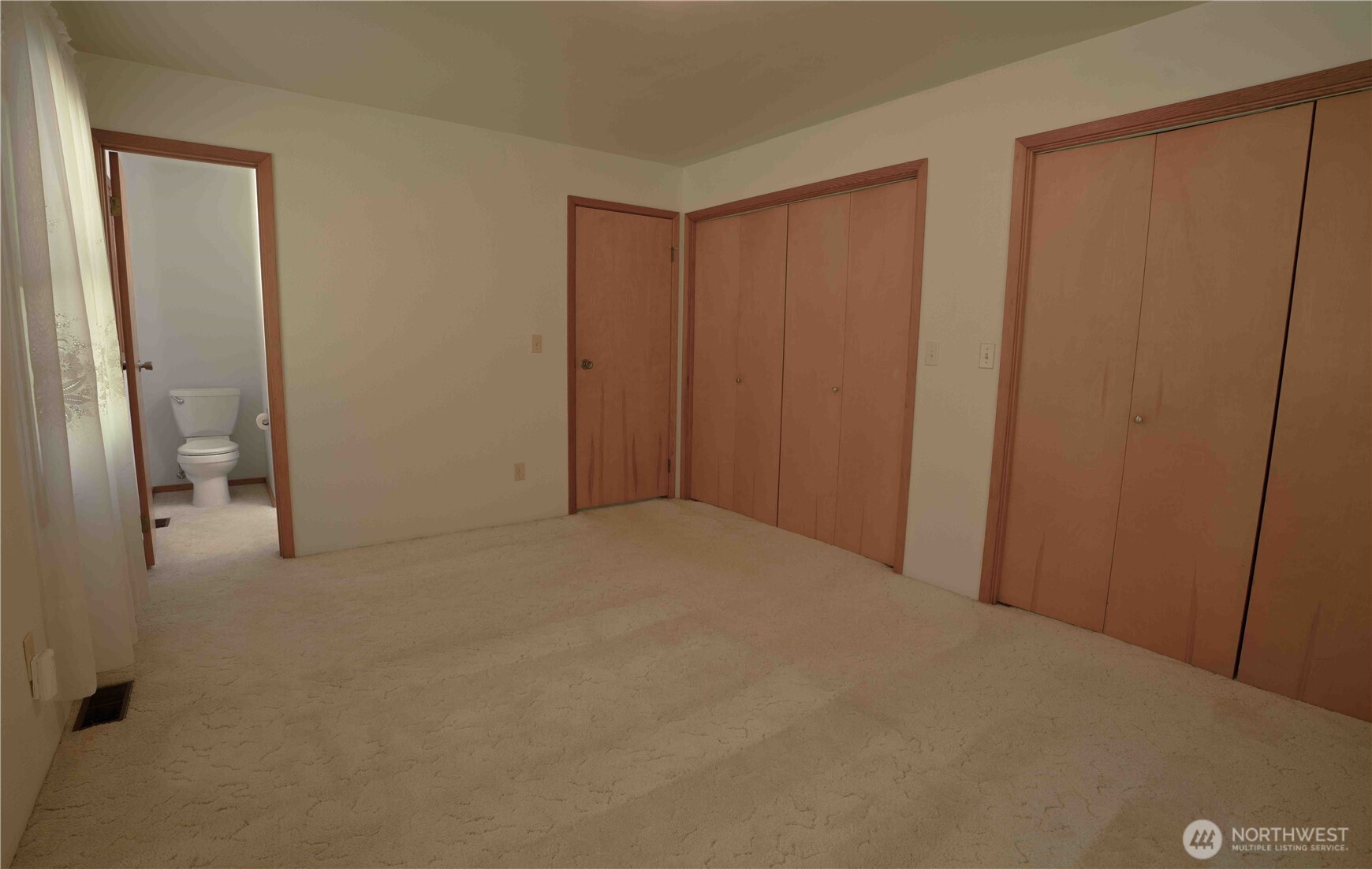 293154 Highway 101 , Quilcene, WA 98376